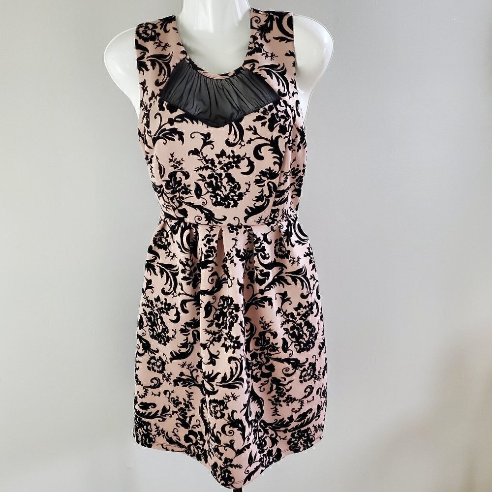 PINK & BLACK SKATER DRESS